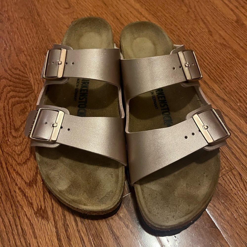 Birkenstock Women's Sandals - Metallic Tan